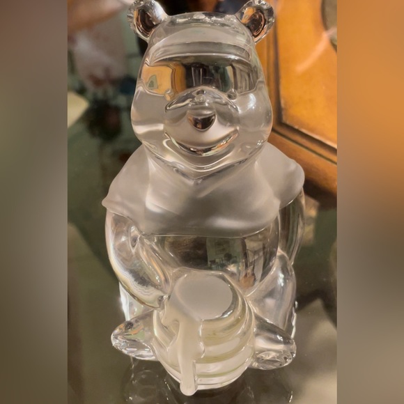 Lenox Crystal Winnie the Pooh Figurine - Picture 2 of 8